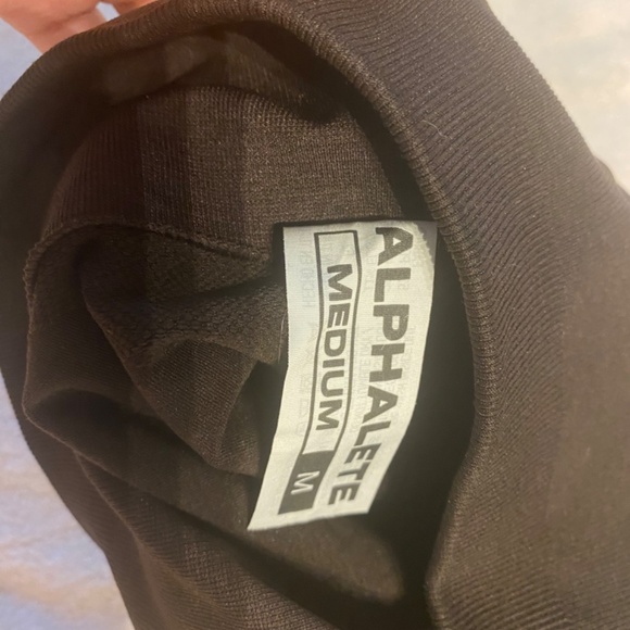 Alphalete Amplify Shorts, Size Medium, Chocolate - Picture 3 of 3